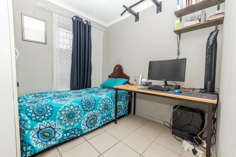 2 Bedroom Property for Sale in Windsor Park Western Cape